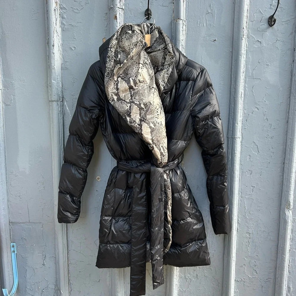 Diane Von Furstenberg Paulina Reversible Down Wrap Coat,  size Small - Picture 2 of 15